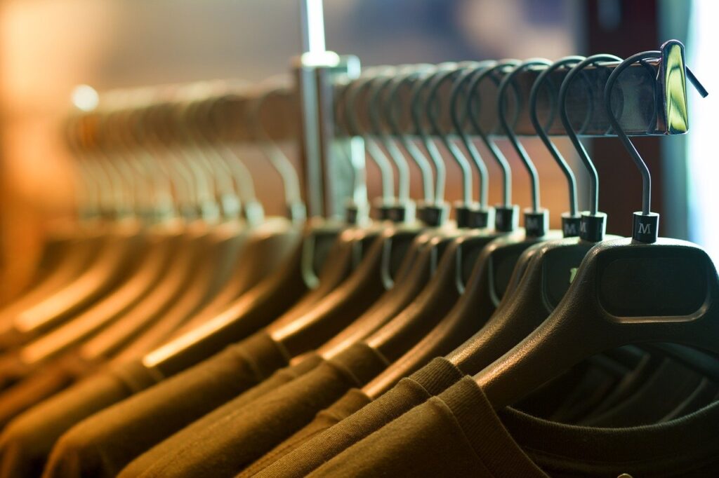Butik z damską odzieżą. Jak prowadzić swój biznes?