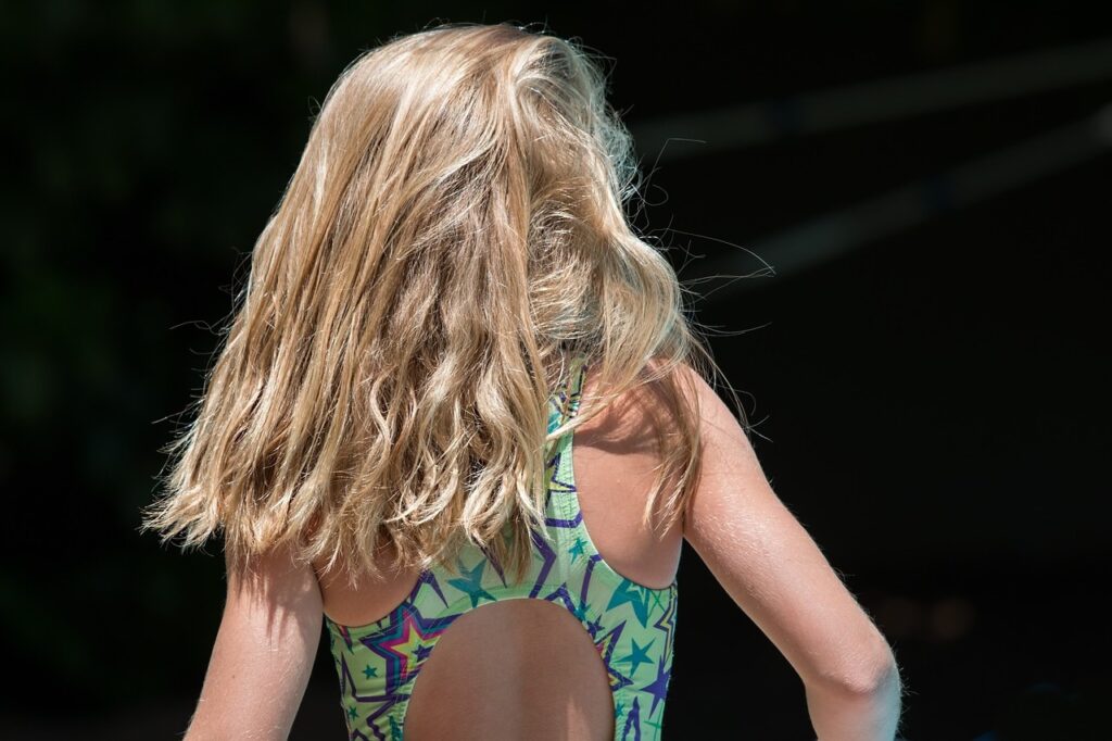 Farba blond w beżowym odcieniu — jak znaleźć odpowiednią?